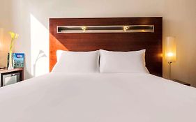 Ibis World Trade Centre